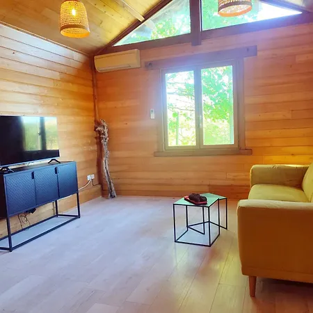 Holiday home Le De *